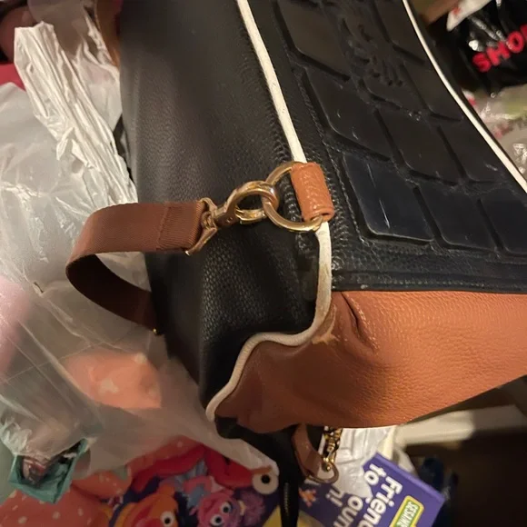 Itzy Ritzy Triple threat diaper bag